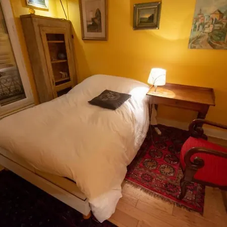 Very French Two Bedroom In The Heart Of Apartment