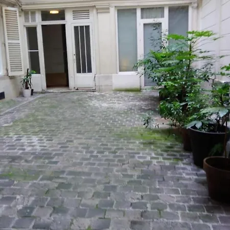 Very French Two Bedroom In The Heart Of *
